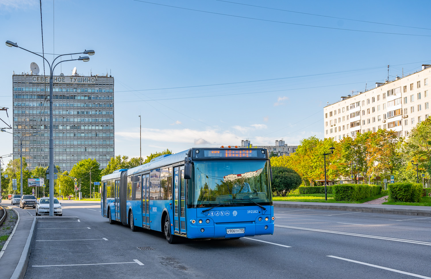 Moskau, LiAZ-6213.22 Nr. 192182