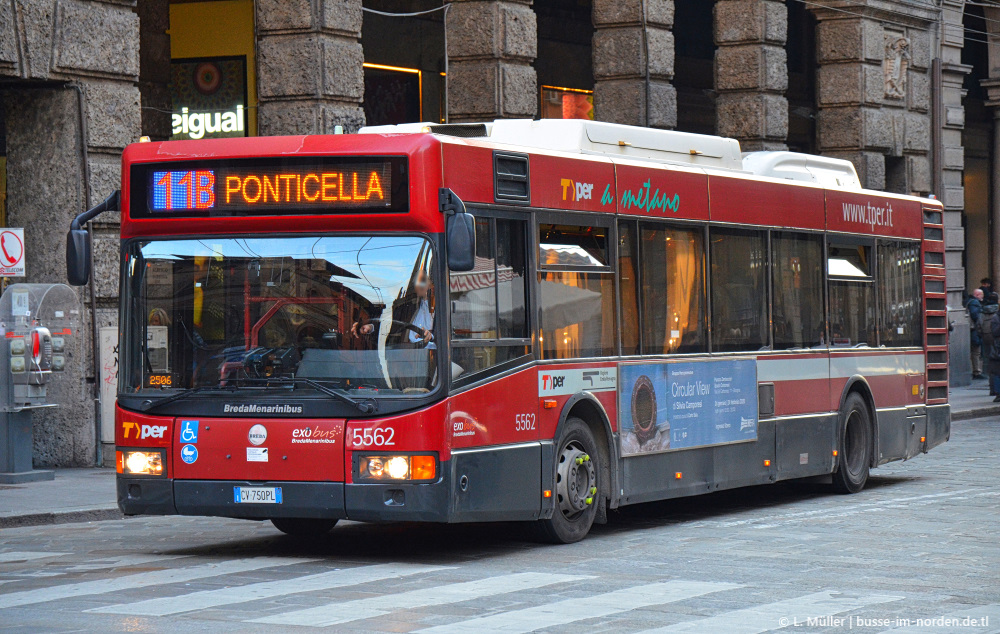 Италия, BredaMenarinibus M240LU CNG № 5562 Италия, BredaMenarinibus M240LU CNG № 5562
