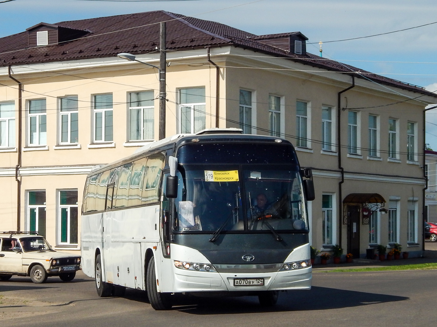 Красноярський край, Daewoo BH120F Royal Cruiser № А 070 ВУ 124