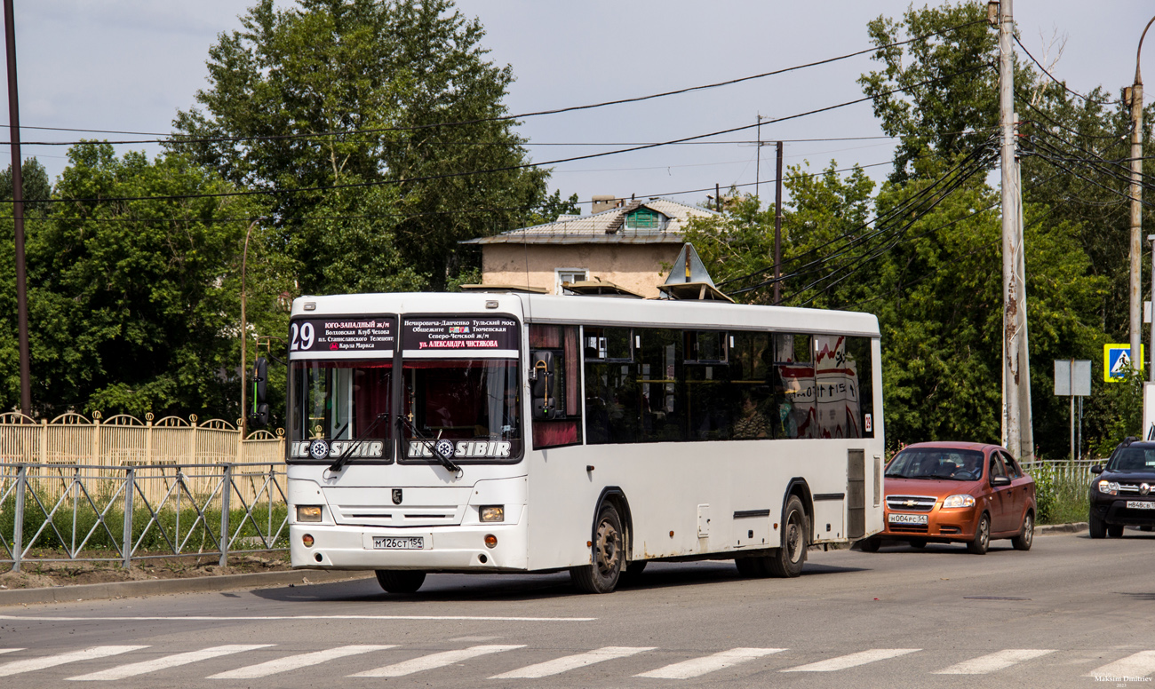 Novosibirsk region, NefAZ-5299-20-33 Nr. М 126 СТ 154