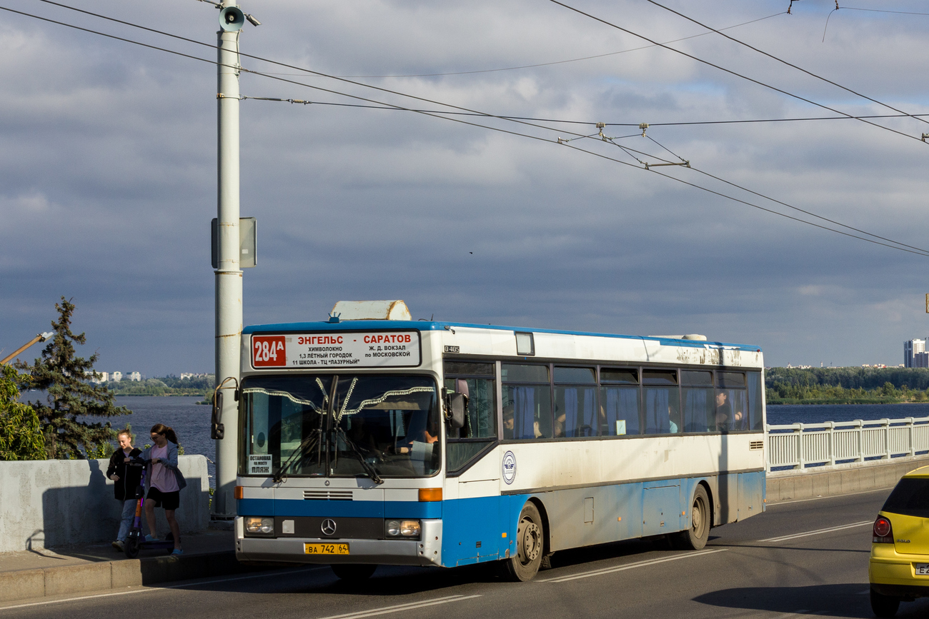 Саратовская область, Mercedes-Benz O405 № ВА 742 64
