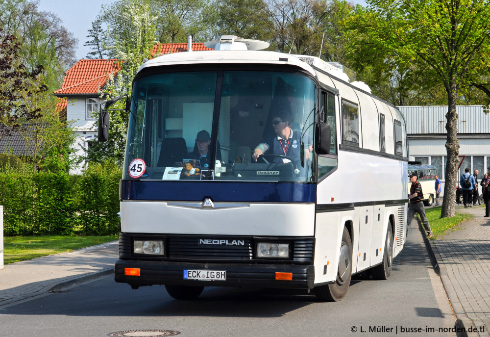 Шлезвиг-Гольштейн, Neoplan N208 Jetliner № ECK-IG 8H; Нижняя Саксония — 1. Europatreffen historischer Omnibusse 21.04.2018 Einbeck PS.Speicher