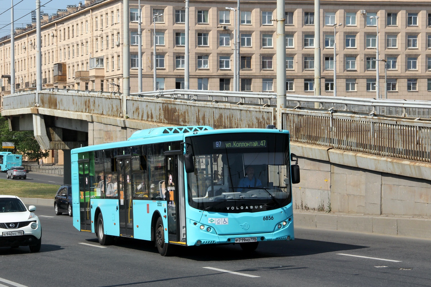 Szentpétervár, Volgabus-5270.G2 (LNG) sz.: 6856