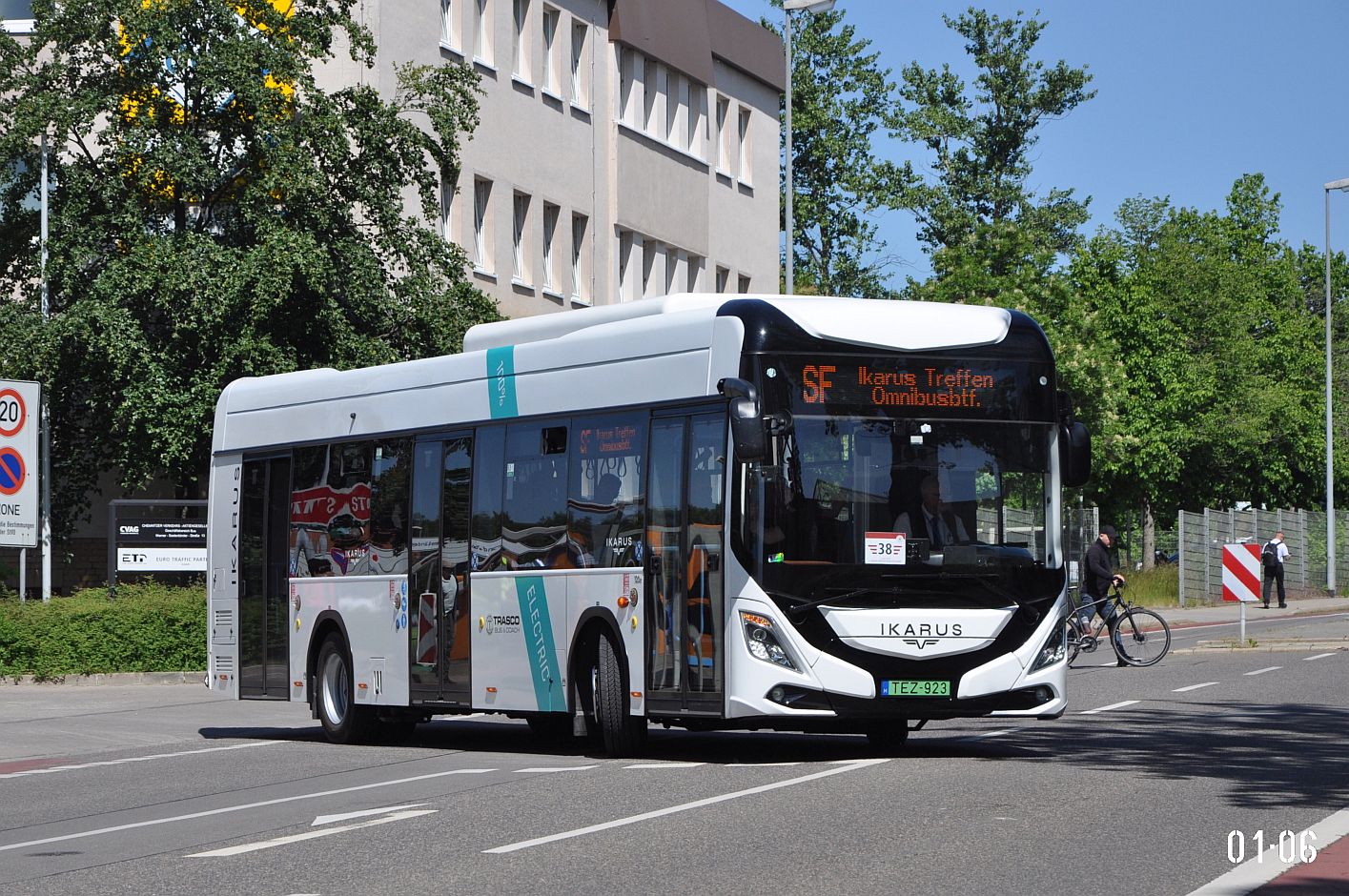 Saxony, Ikarus 120.EL Nr. TEZ-923; Saxony — 7. Ikarus-Bus-Treffen in Deutschland — Chemnitz 03.06.2023