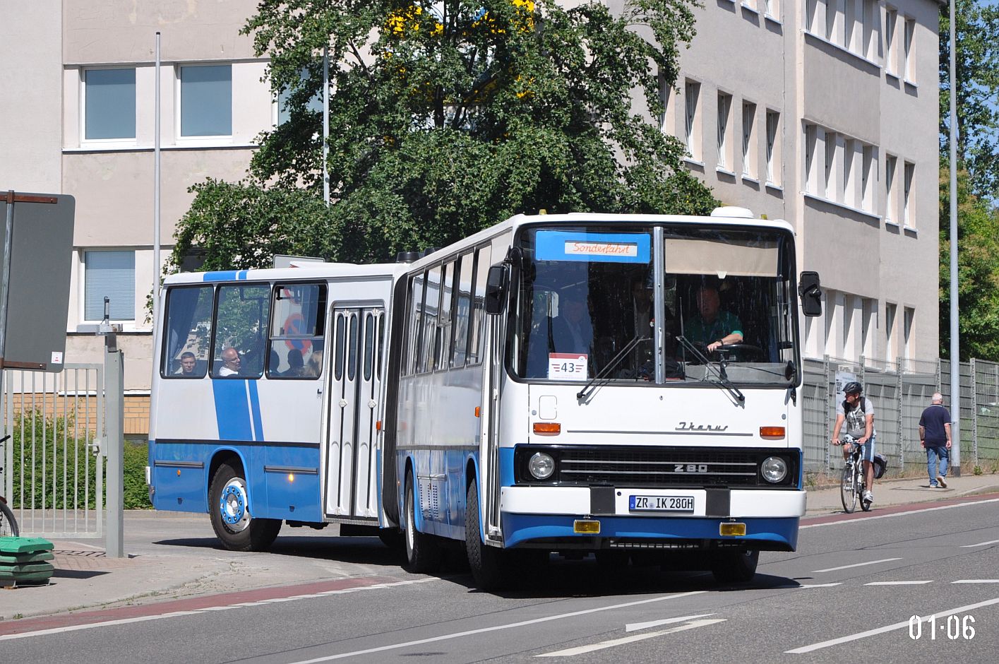 Thüringen, Ikarus 280.03 Nr. ZR-IK 280H; Sachsen — 7. Ikarus-Bus-Treffen in Deutschland — Chemnitz 03.06.2023