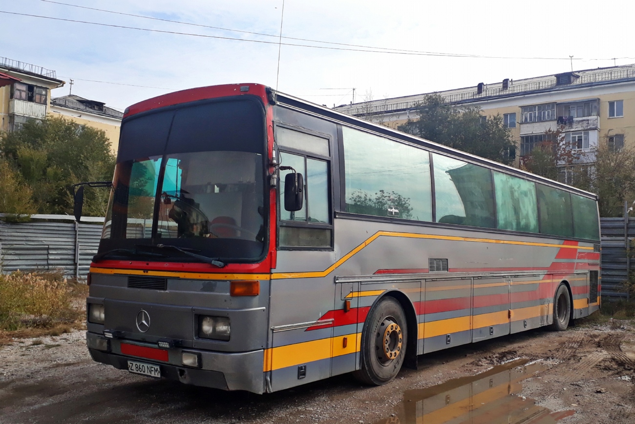 Астана, Van Hool T8 Alizée 310 № Z 860 NFM