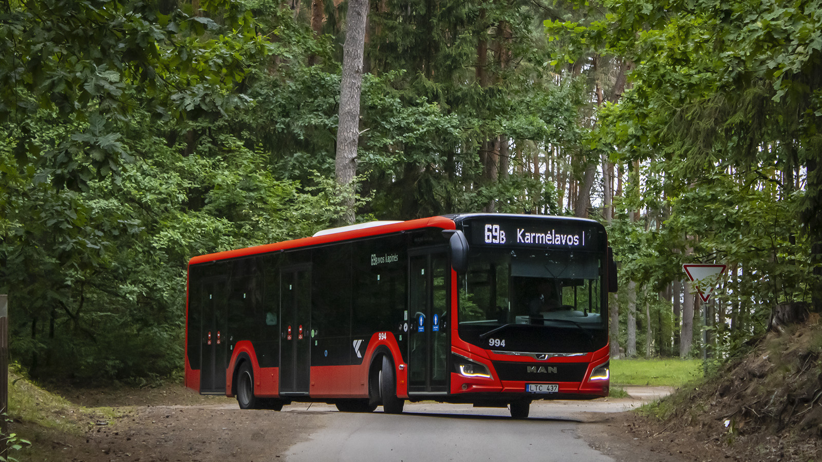 Litvánia, MAN 12C Lion's City 12 NL330 EfficientHybrid sz.: 994