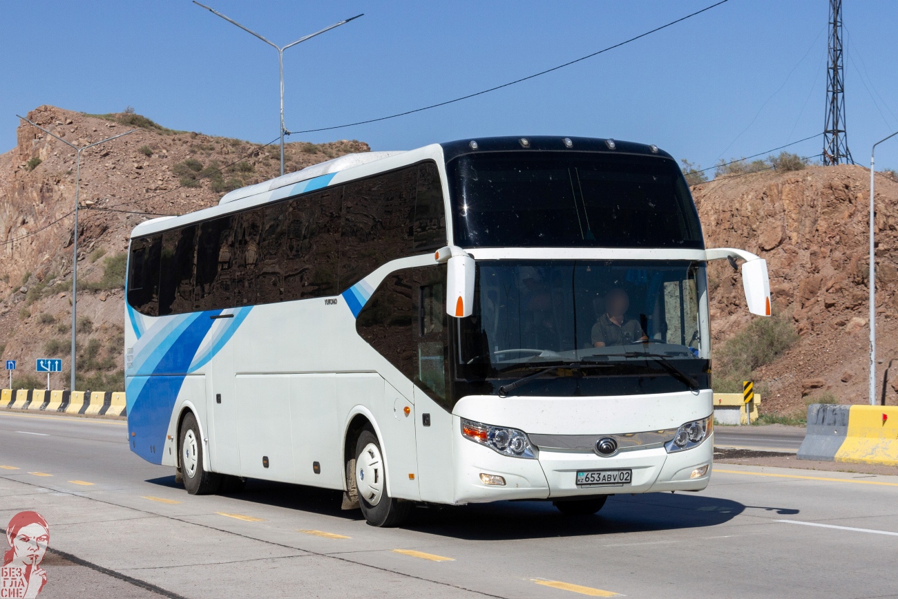 Алматы, Yutong ZK6127H № 653 ABV 02