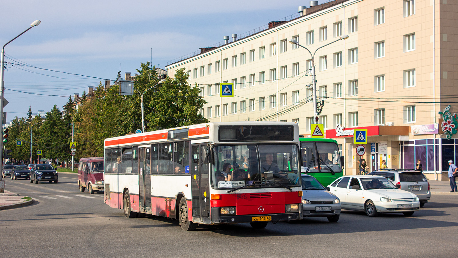 Свердловская область, Mercedes-Benz O405N № КА 707 66