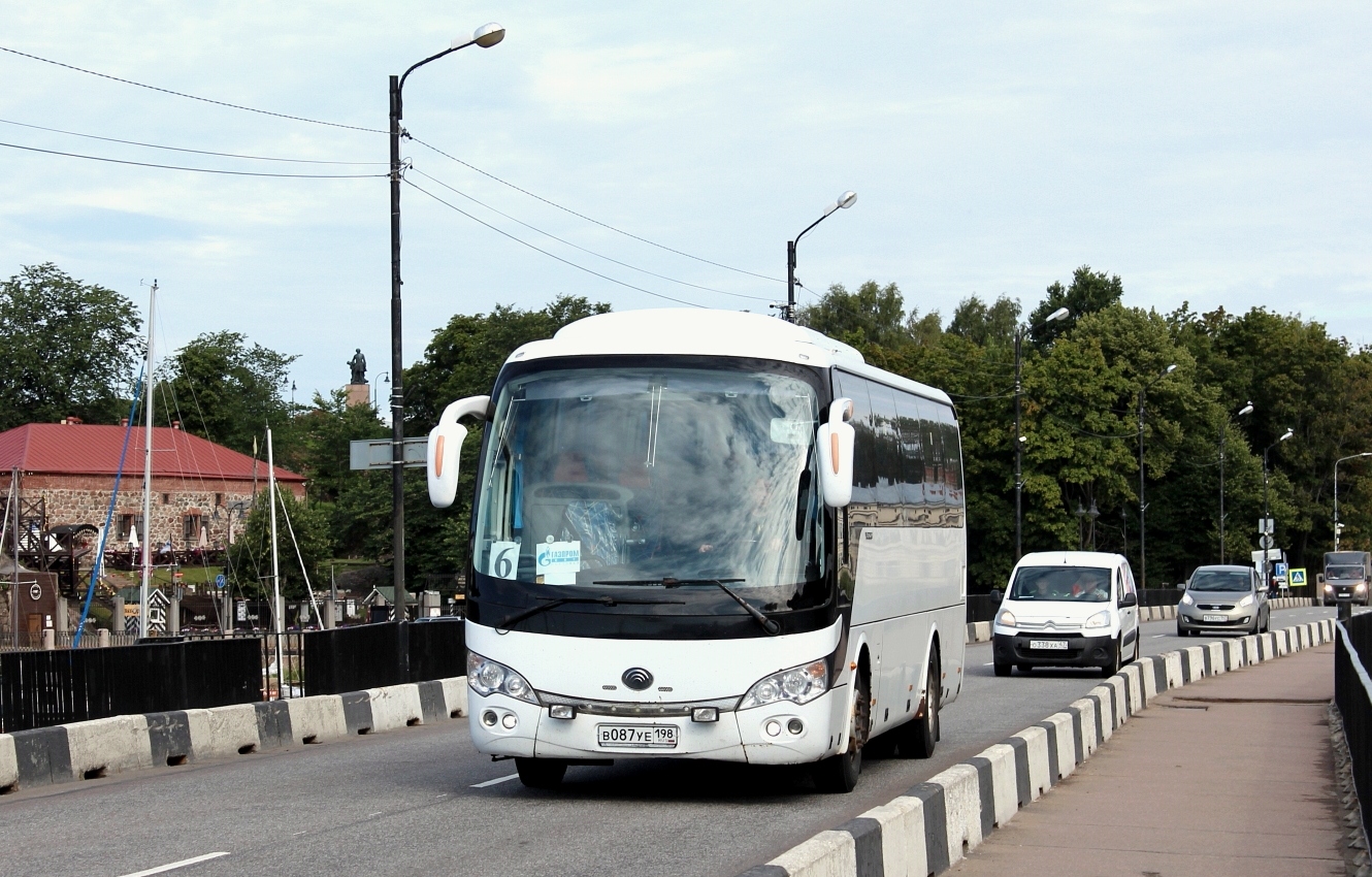 Санкт-Петербург, Yutong ZK6938HB9 № В 087 УЕ 198