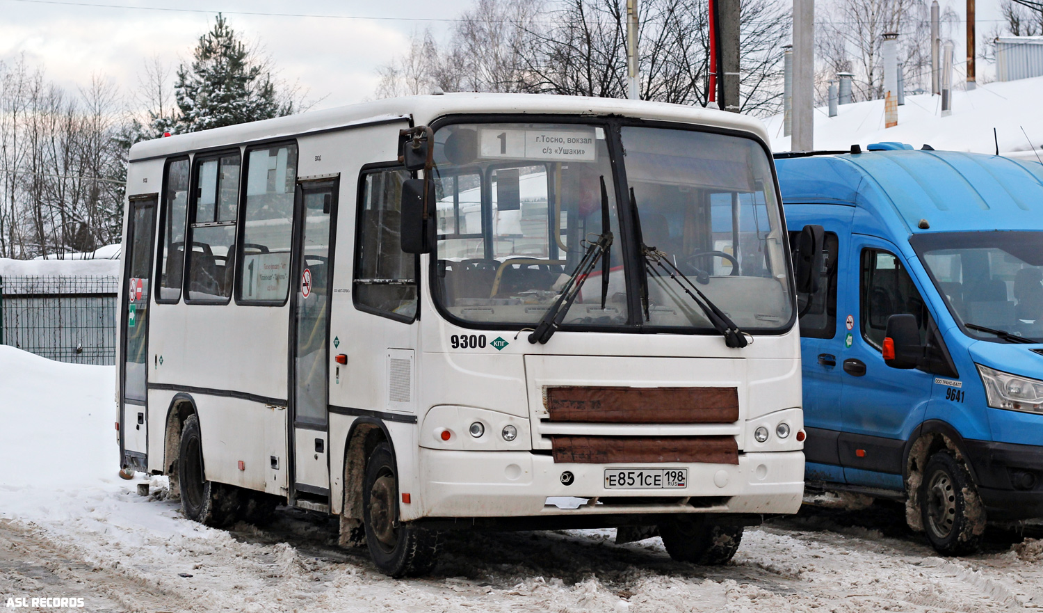 Ленинградская область, ПАЗ-320302-08 № 9300