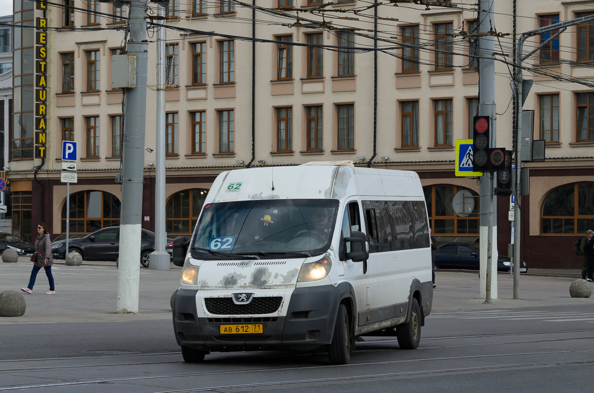 Тульская область, София (Peugeot Boxer) № АВ 612 71