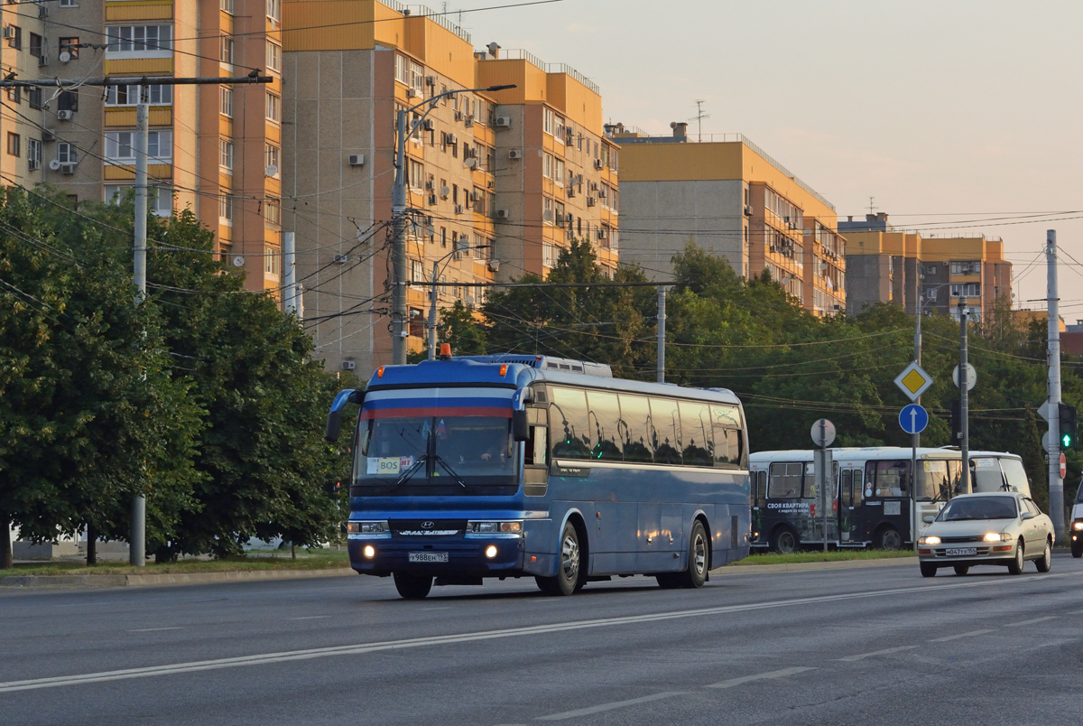 Krasnodar region, Hyundai Aero Hi-Space № У 988 ЕН 193