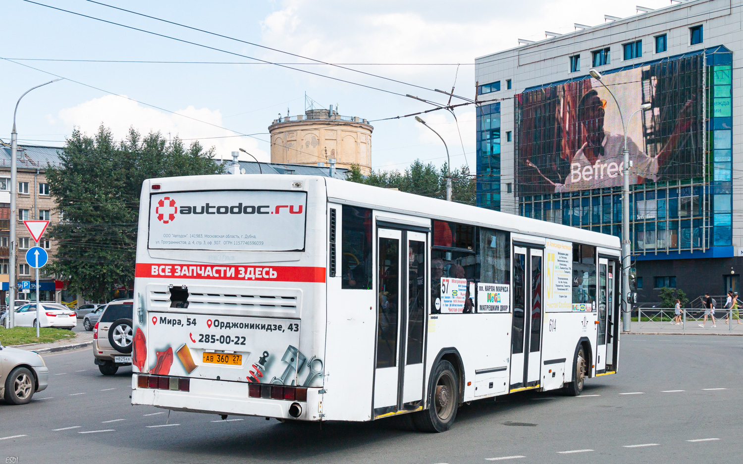 Novosibirsk region, NefAZ-5299-10-33 č. АВ 360 27