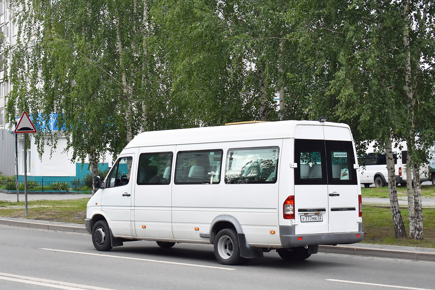 Тюменская область, Mercedes-Benz Sprinter № У 777 МХ 72