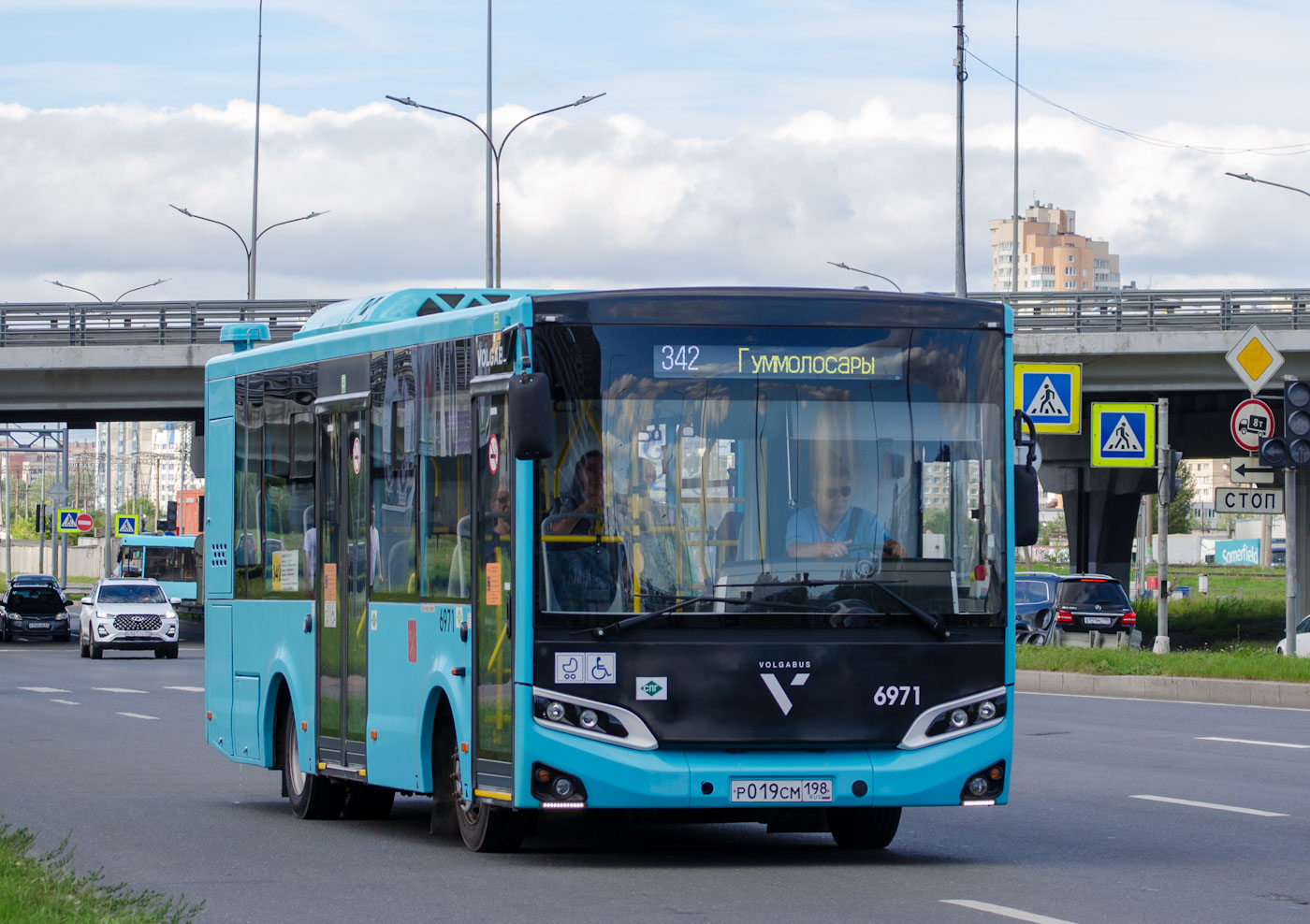 Szentpétervár, Volgabus-4298.G4 (LNG) sz.: 6971