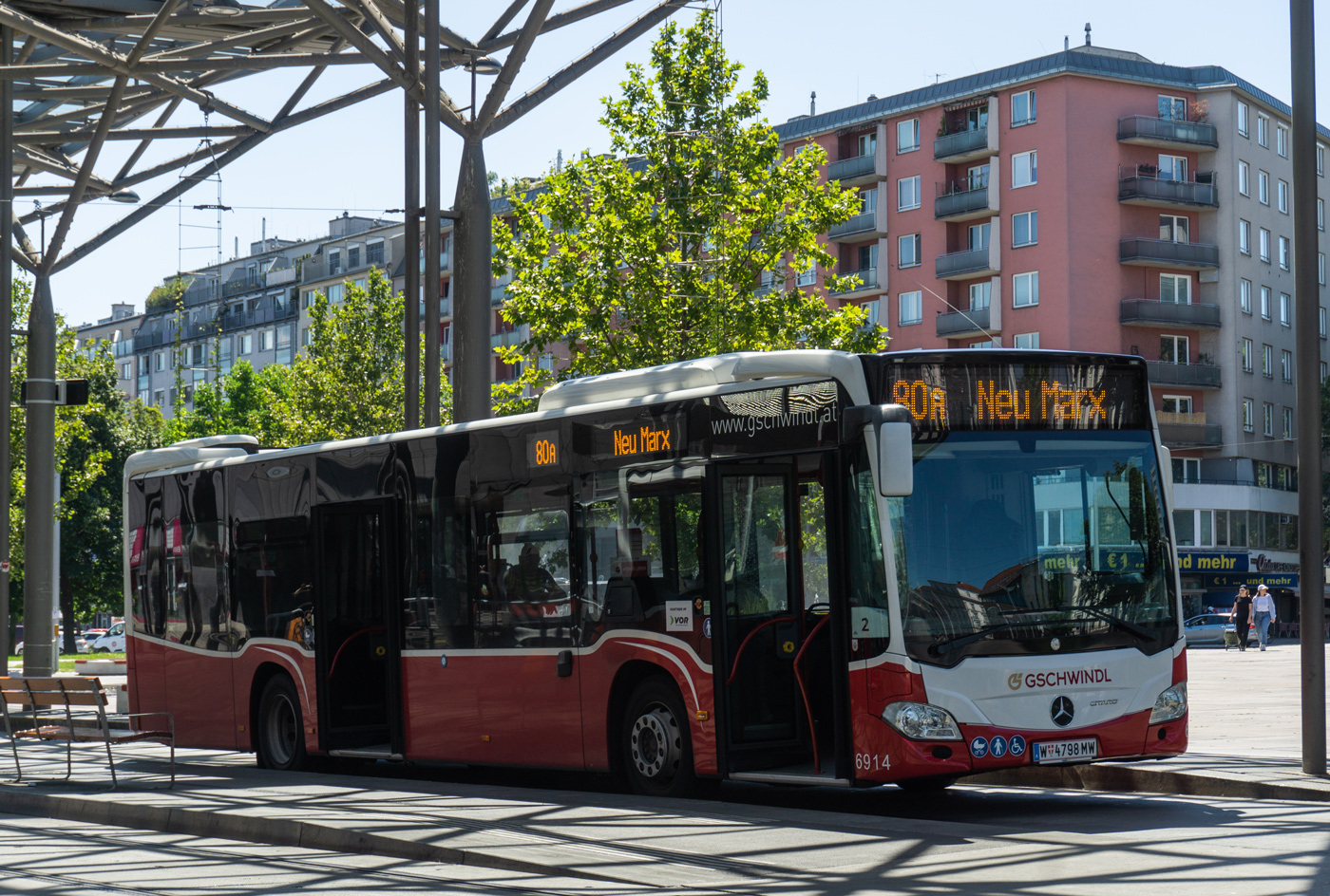 Austria, Mercedes-Benz Citaro C2 hybrid # 6914