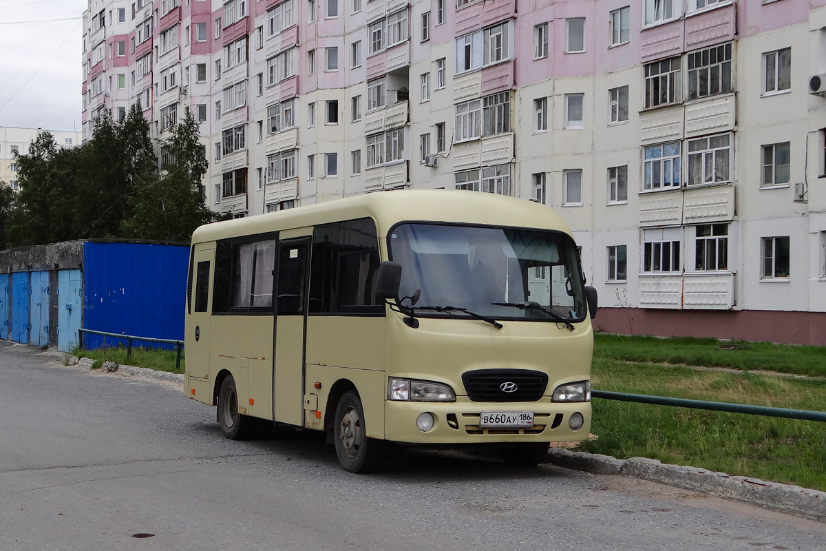 Ханты-Мансийский АО, Hyundai County SWB C08 (РЗГА) № В 660 АУ 186