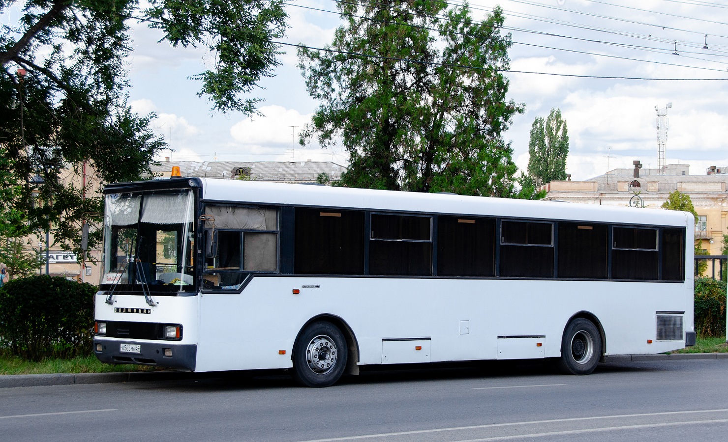 Волгоградская область, Волжанин-52701-10-02/22 № О 565 МА 34