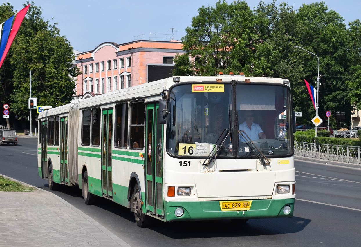 Novgorod region, LiAZ-6212.00 č. 151