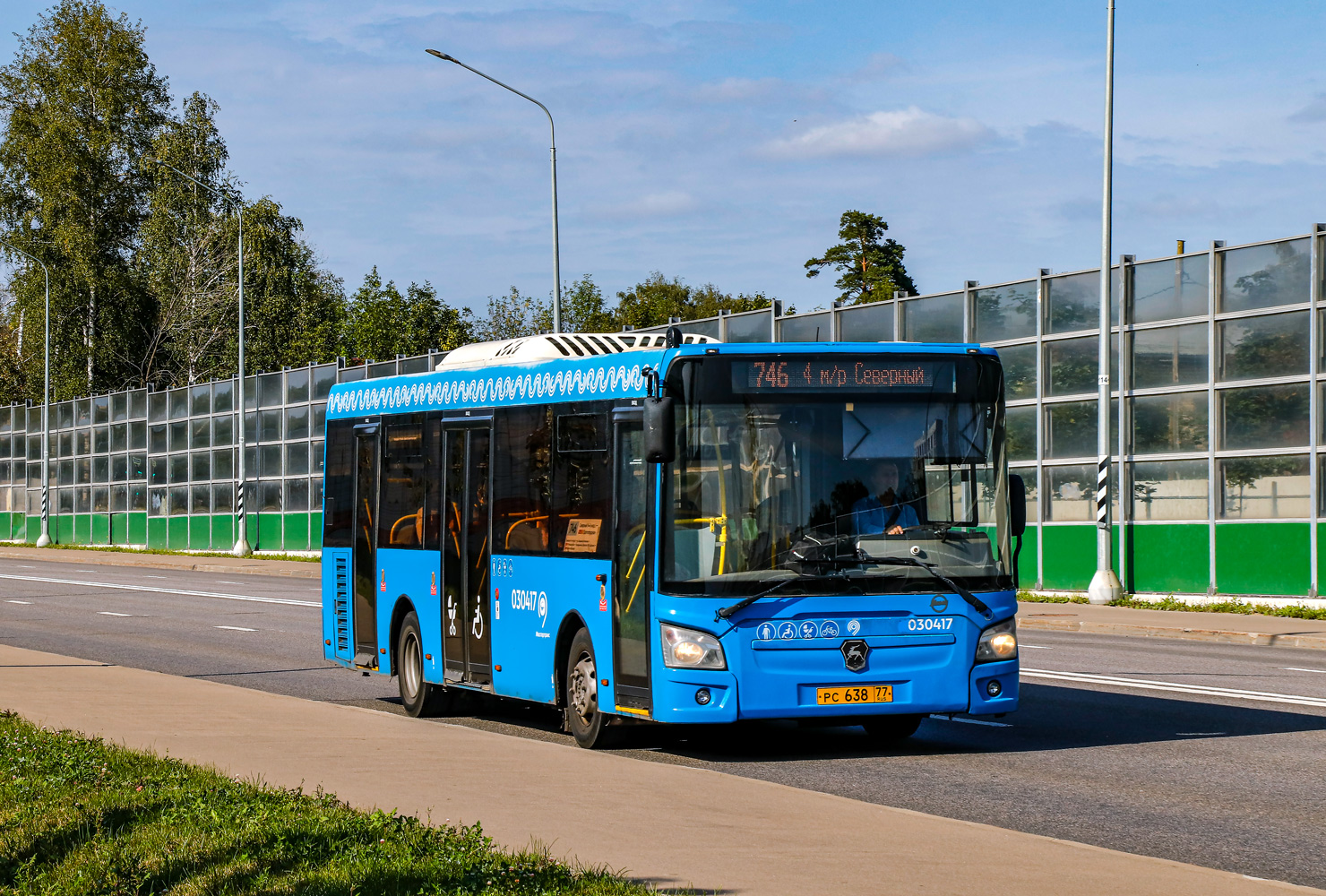 Moskwa, LiAZ-4292.60 (1-2-1) Nr 030417