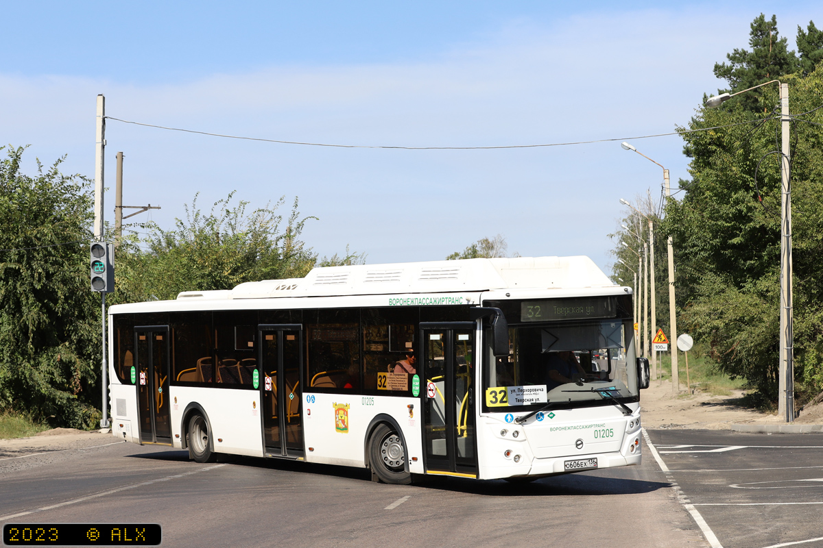 Воронежская область, ЛиАЗ-5292.67 (CNG) № 01205