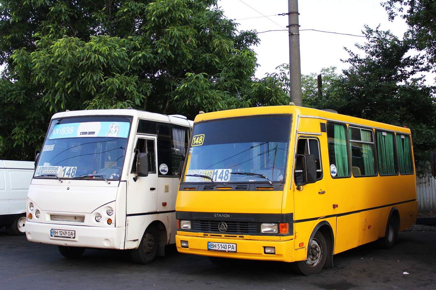 Obwód odeski, I-VAN A07A-30 Nr 320; Obwód odeski, BAZ-A079.14 "Prolisok" Nr BH 5140 PA