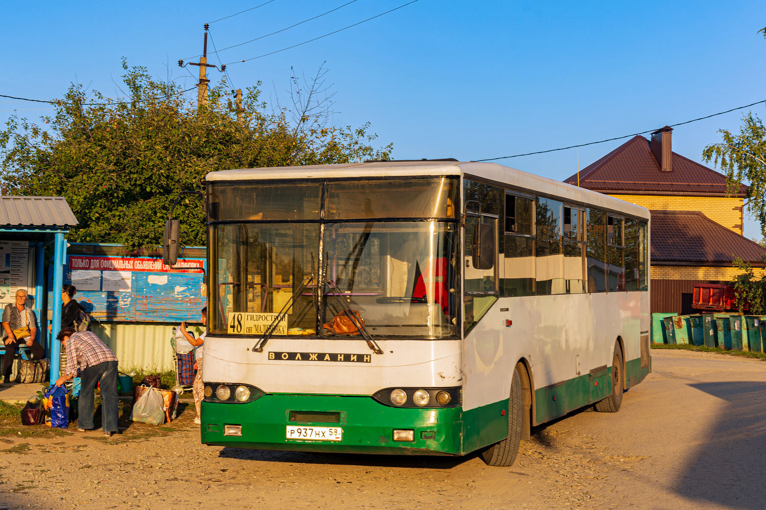 Пензенская область, Волжанин-5270-10-04 № Р 937 НХ 58