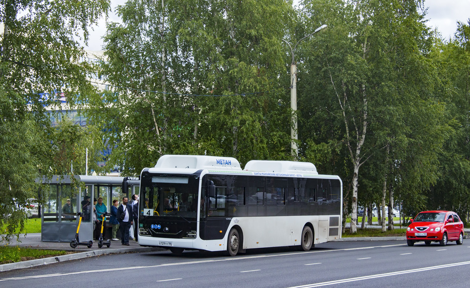 Ханты-Мансийский АО, Yutong ZK6116HG № Е 129 ТУ 186