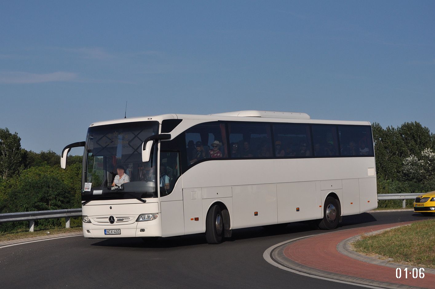 Венгрия, Mercedes-Benz Tourismo II 15RHD № NCX-400