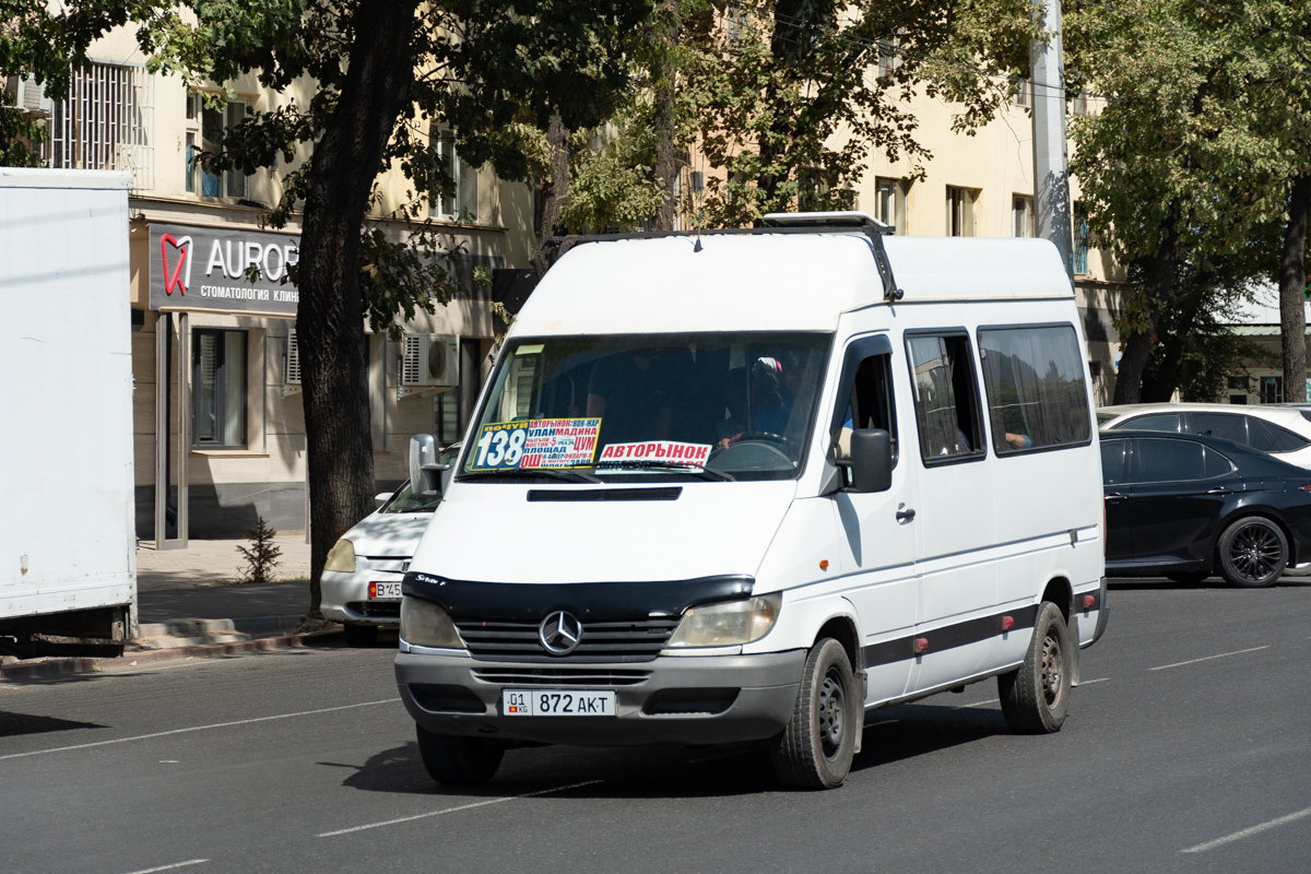 Кыргызстан, Mercedes-Benz Sprinter W901/W902 210D № 01 872 AKT