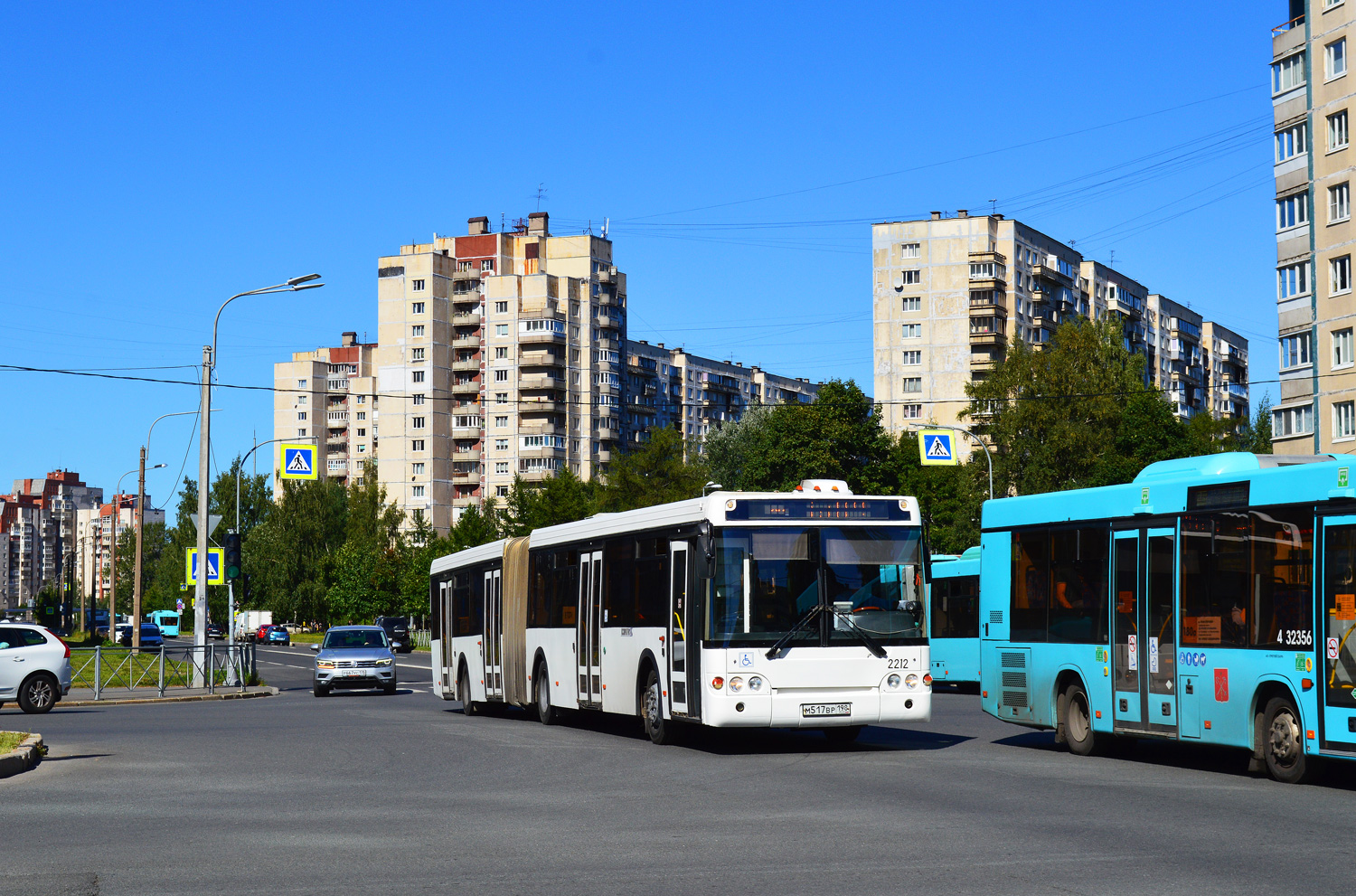 Санкт-Пецярбург, ЛиАЗ-6213.20 № 2212