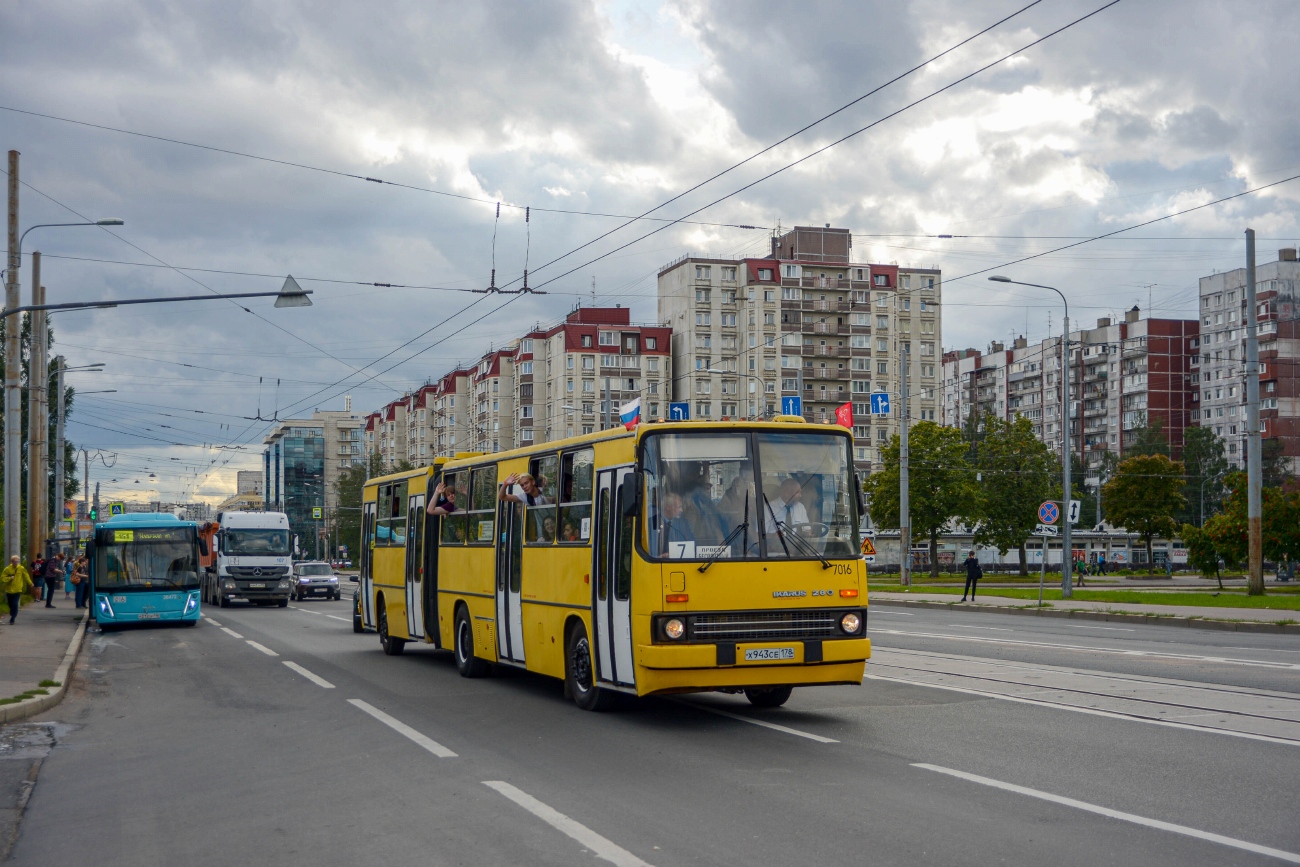 Санкт-Петербург, МАЗ-206.947 № 38472; Санкт-Петербург, Ikarus 280.33O № 7016