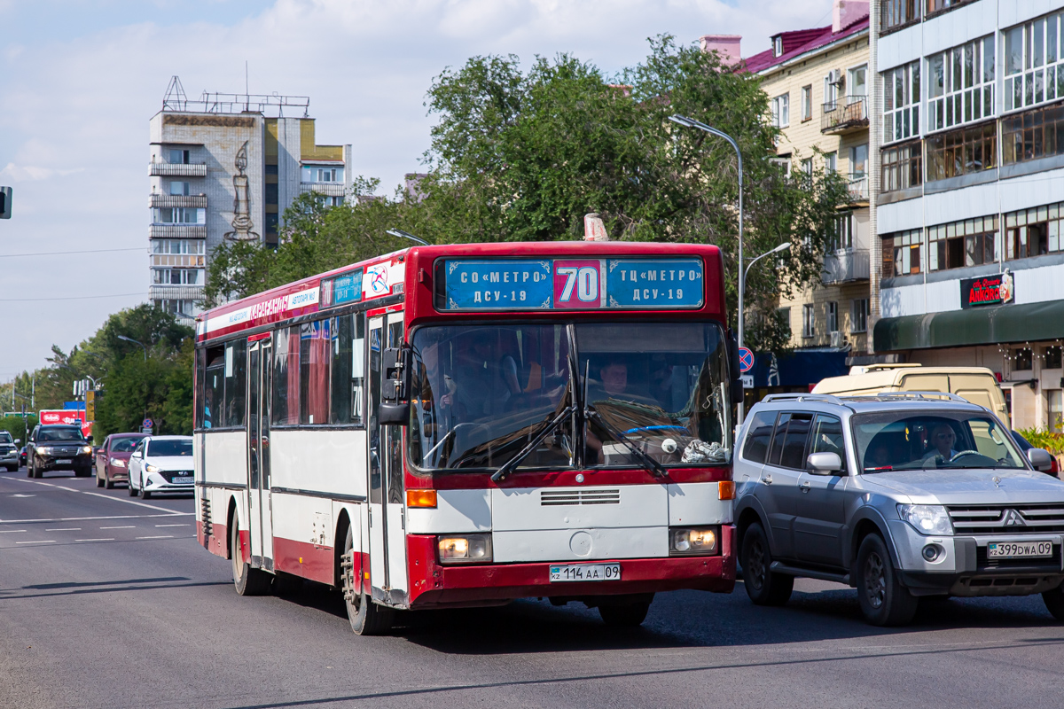 Karagandy province, Mercedes-Benz O405 № 114 AA 09