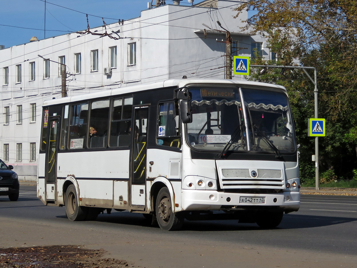 Kirov region, PAZ-320412-03 Nr. А 042 ТТ 43