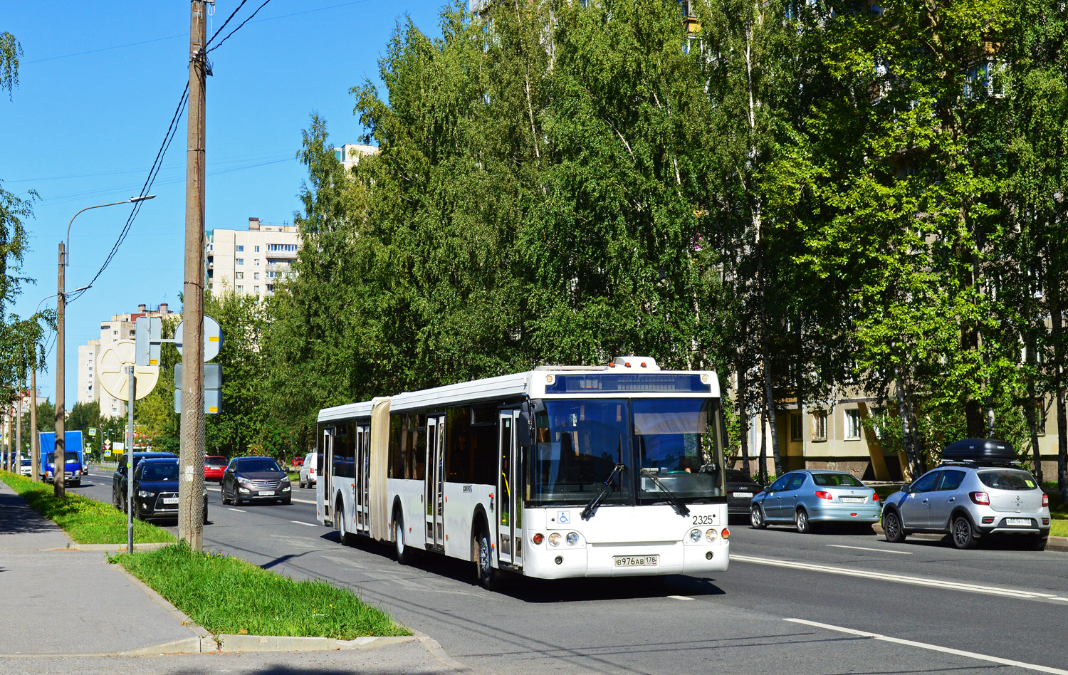 Sankt Petersburg, LiAZ-6213.20 Nr 2325