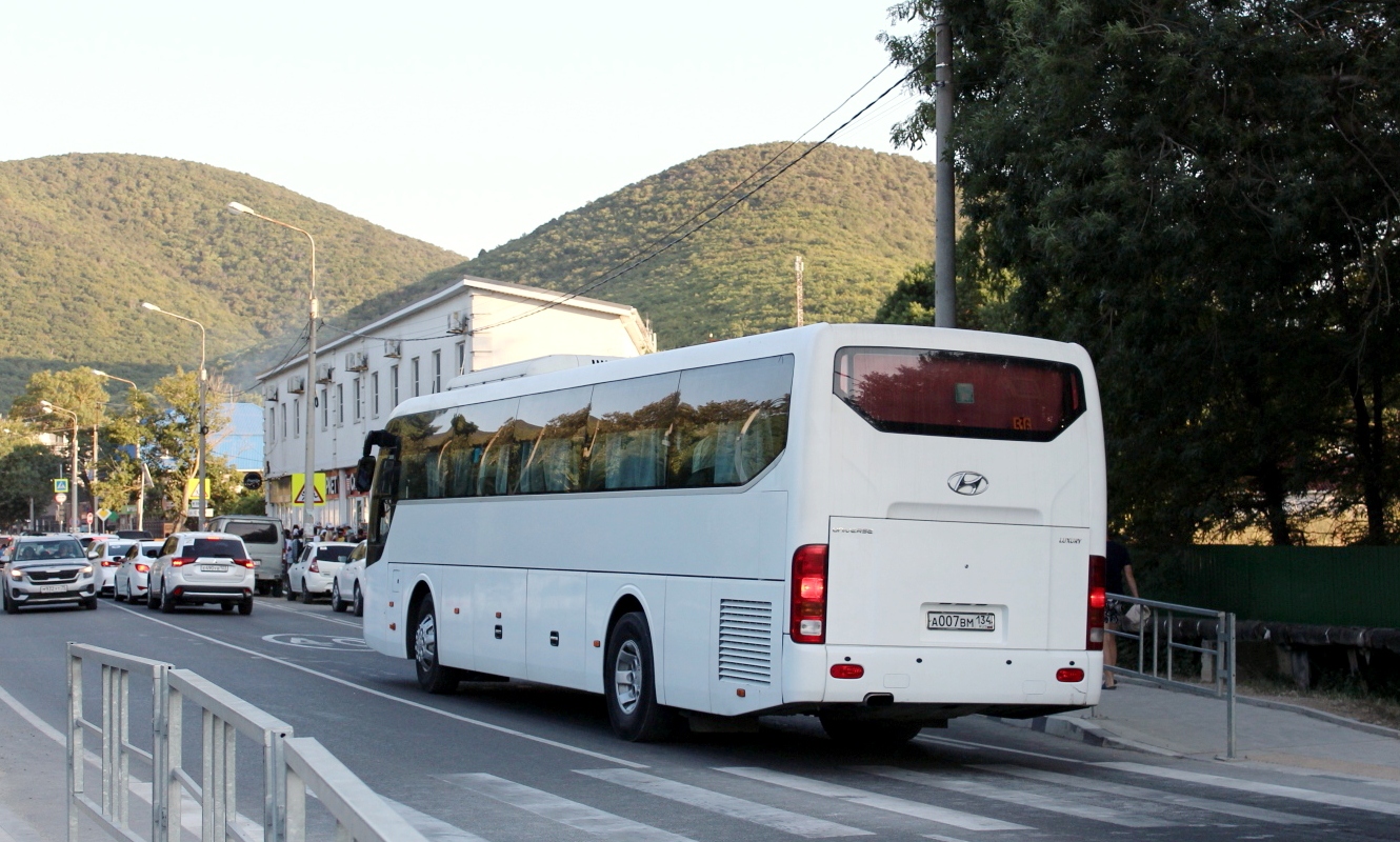 Краснодарский край, Hyundai Universe Space Luxury № А 007 ВМ 134 Краснодарский край, Hyundai Universe Space Luxury № А 007 ВМ 134