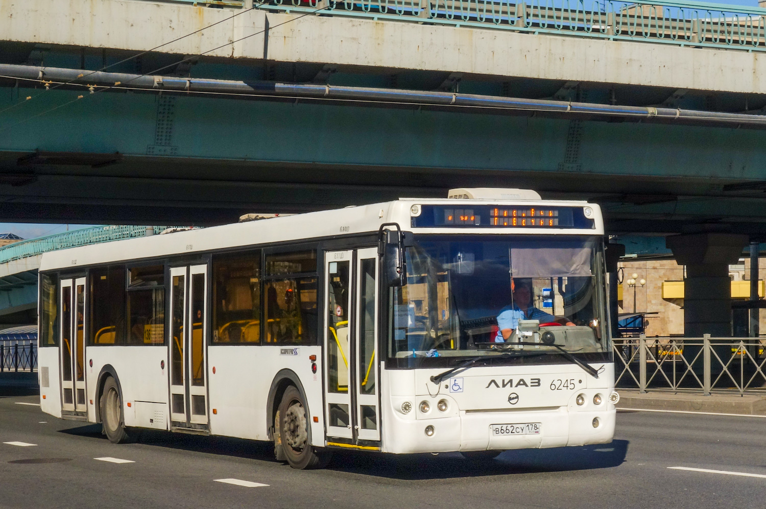 Sankt Petersburg, LiAZ-5292.60 Nr 6245