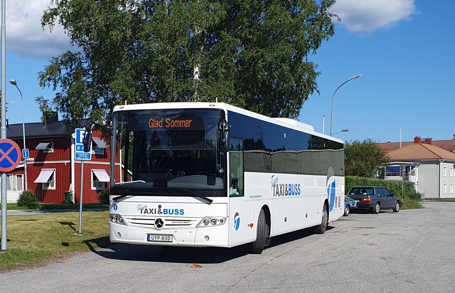 Швеция, Mercedes-Benz Intouro II M № UYP 80D