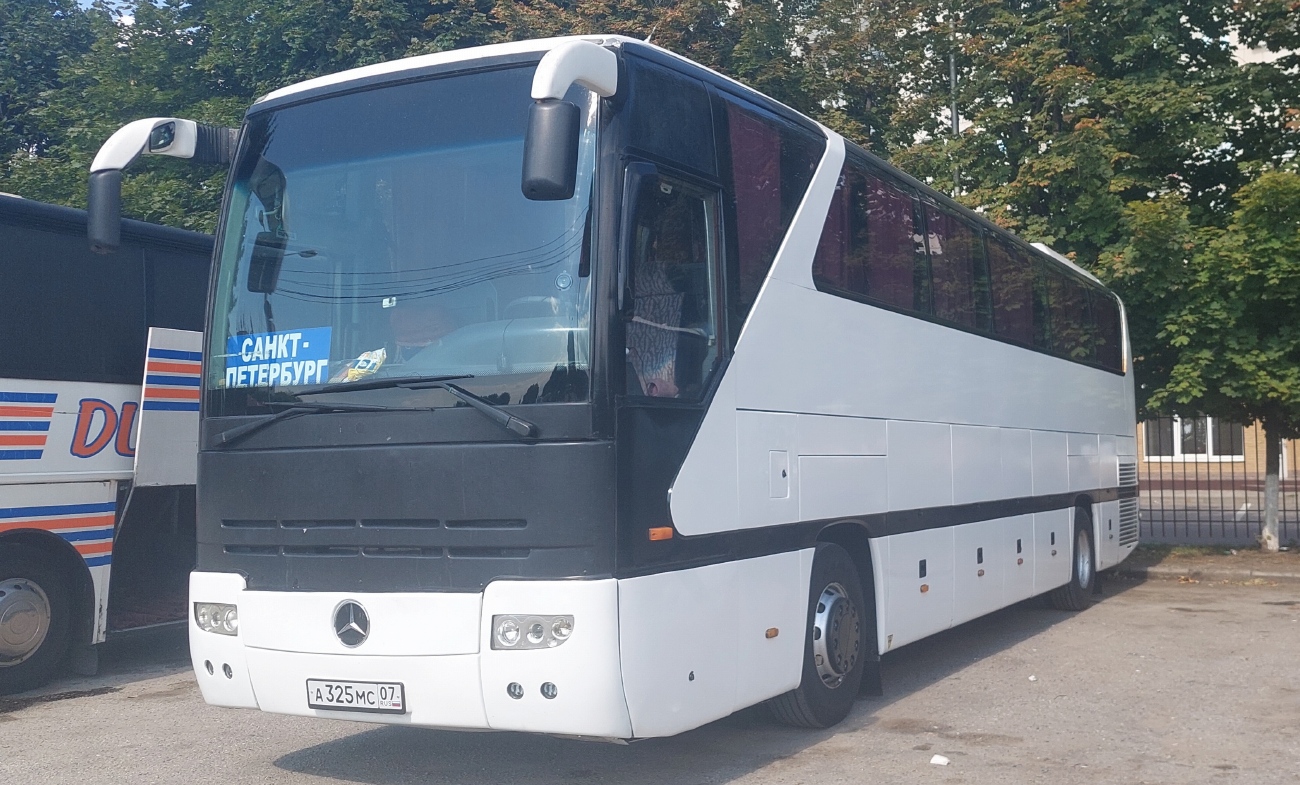 Кабардино-Балкария, Mercedes-Benz O403SHD № А 325 МС 07