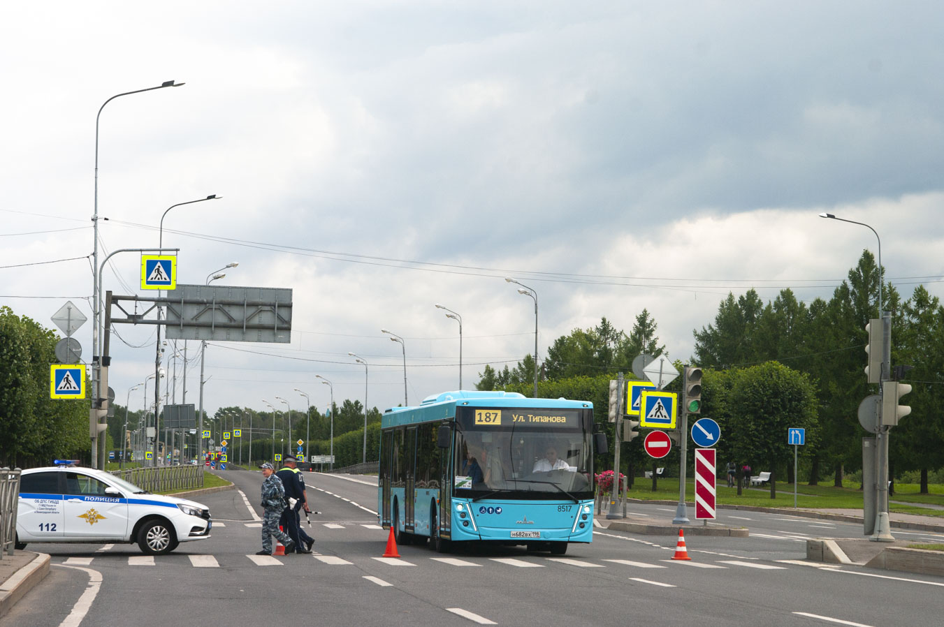 Санкт-Петербург, МАЗ-203.047 № 8517