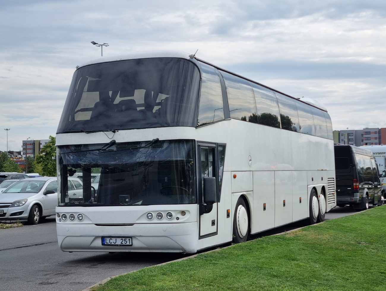 Литва, Neoplan PG4 N1117/3HC Spaceliner № LCJ 251