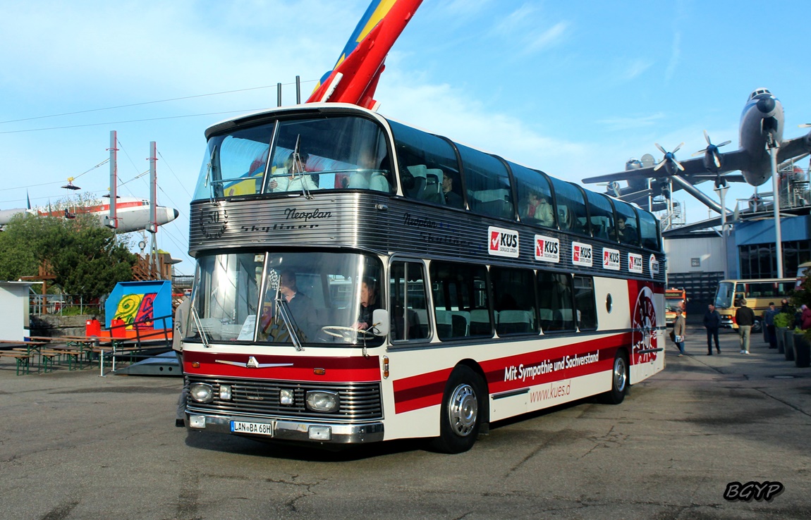 Bavaria, Neoplan (old numbering) Nr. LAN-BA 68H