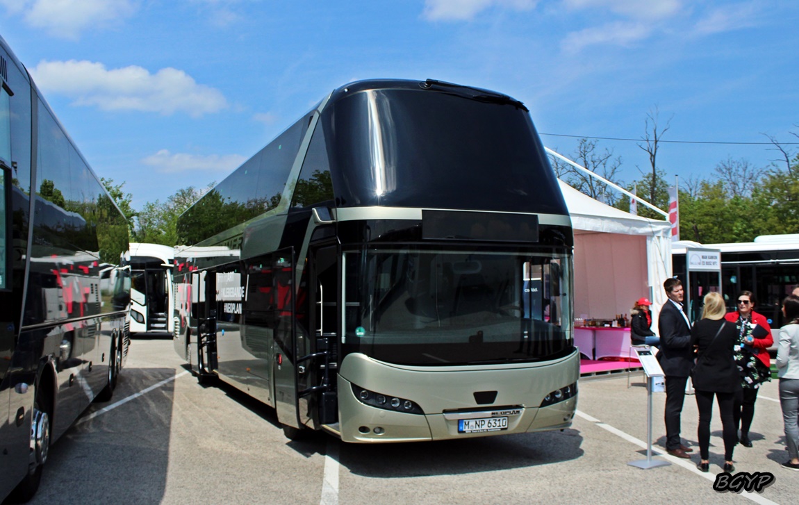 Бавария, Neoplan P06 N1222/3L Skyliner L № M-NP 6310