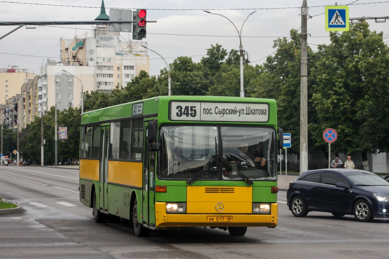 Липецкая область, Mercedes-Benz O405 № АК 017 48