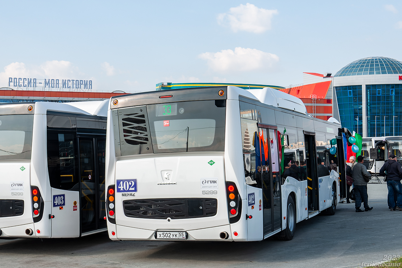 Omsk region, NefAZ-5299-40-57 (CNG) № 402; Omsk region — 26.09.2023 — NefAZ-5299-40-57 buses presentation