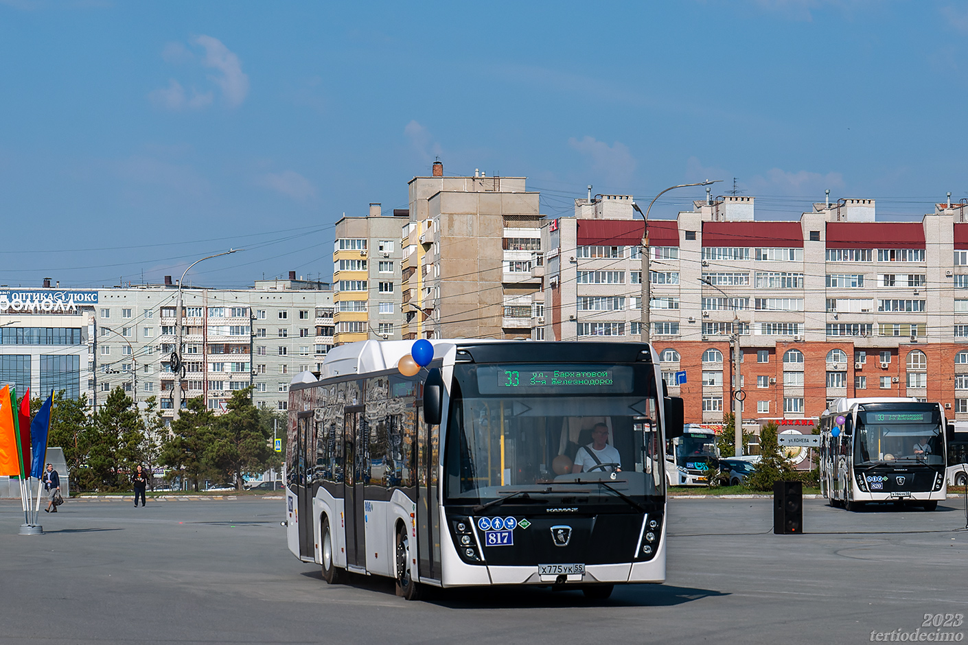 Omsk region, NefAZ-5299-40-57 (CNG) # 817; Omsk region — 26.09.2023 — NefAZ-5299-40-57 buses presentation