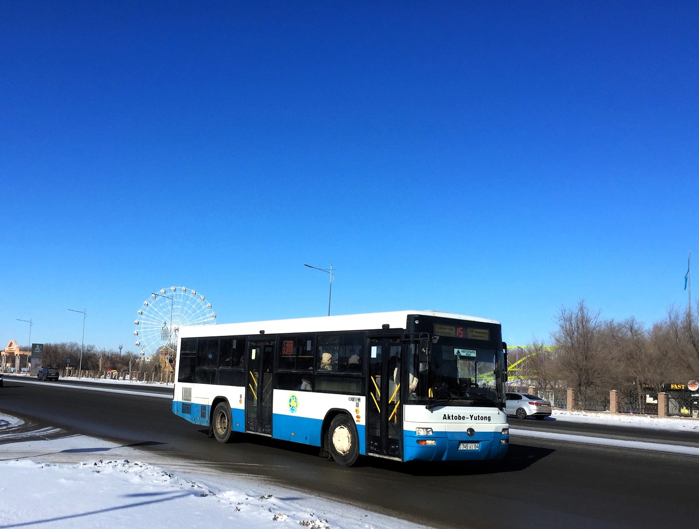 Актюбинская область, Yutong ZK6108HGC № 745 AI 04