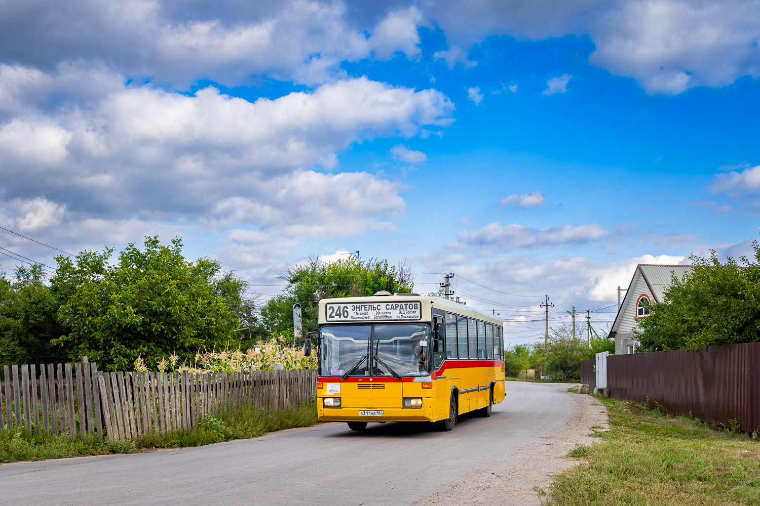 Саратовская область, Hess № В 311 МВ 164