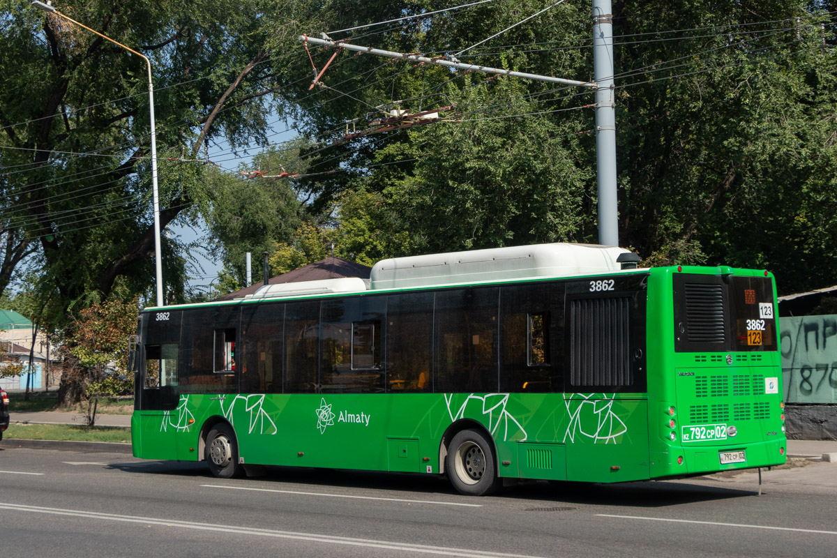 Алматы, Golden Dragon XML6125CN (Hyundai Trans Auto) № 3862